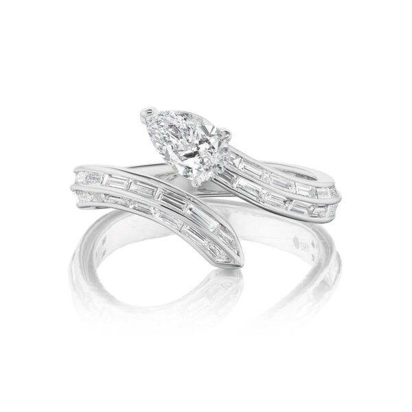 Diamond Free-Form Ring
