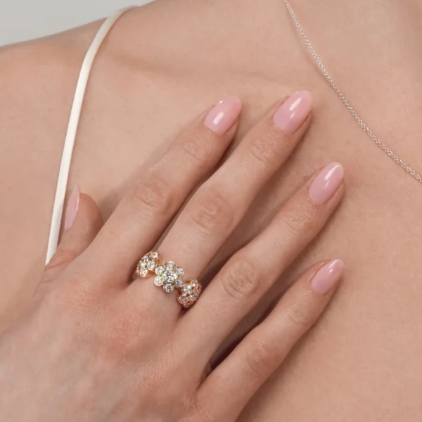 Yofi Triple Flower Ring - Image 5